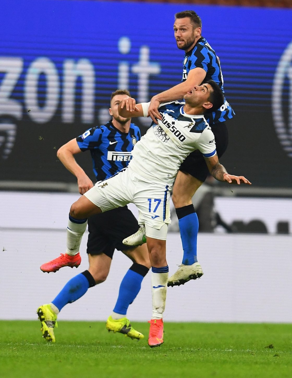 Inter – Atalanta 1-0, voti e pagelle: Bastoni e Skriniar muro e gol, Vidal e Malinovskyi flop