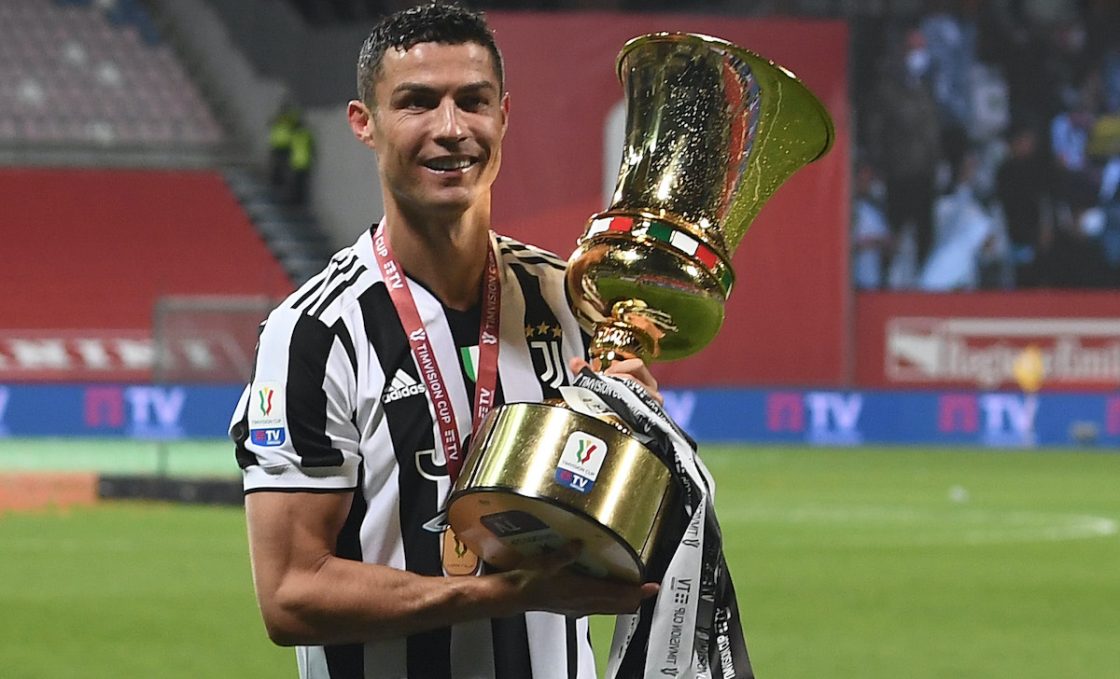 Cristiano Ronaldo saluta la Juventus e torna al Manchester United.